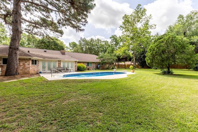 18926 Wildrose Lane, Tomball, TX 77377