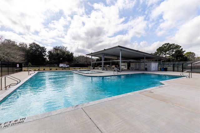 18926 Wildrose Lane, Tomball, TX 77377