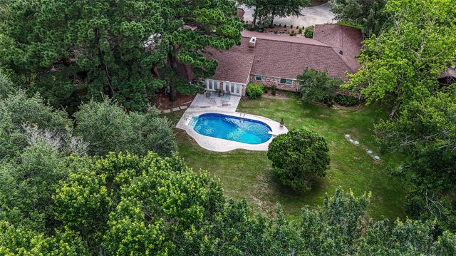 18926 Wildrose Lane, Tomball, TX 77377