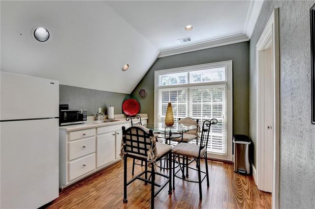 1390 Hillside Drive, Grayson, GA 30017
