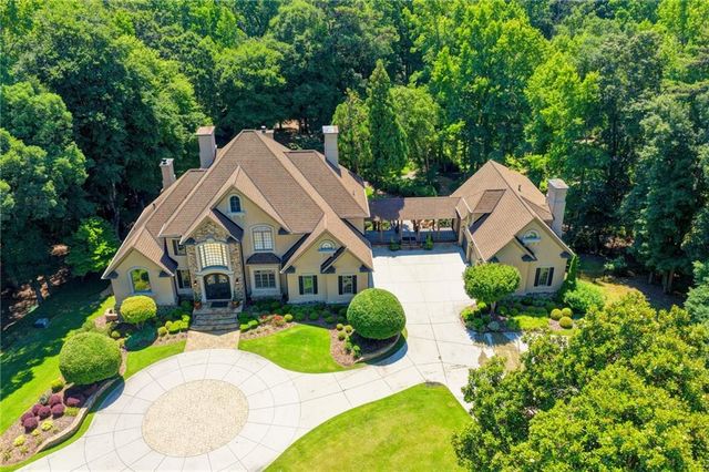 1390 Hillside Drive, Grayson, GA 30017