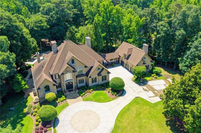 1390 Hillside Drive, Grayson, GA 30017