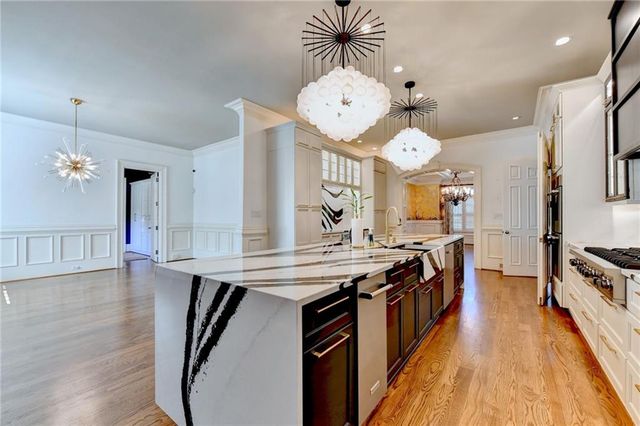 1390 Hillside Drive, Grayson, GA 30017