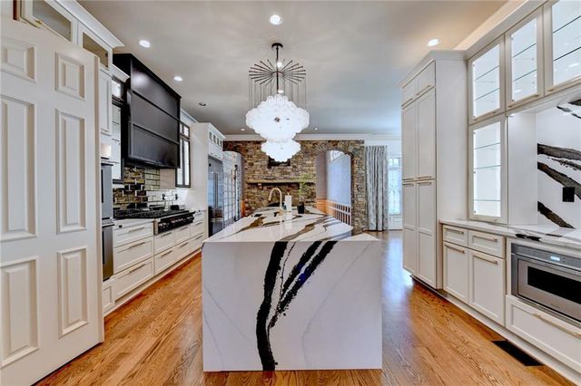 1390 Hillside Drive, Grayson, GA 30017