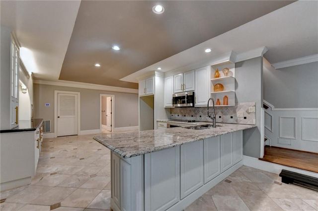 1390 Hillside Drive, Grayson, GA 30017