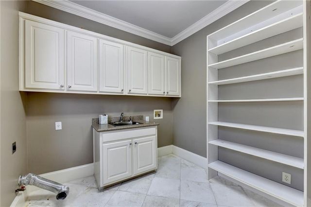 1390 Hillside Drive, Grayson, GA 30017