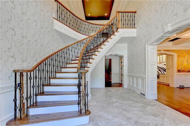 1390 Hillside Drive, Grayson, GA 30017
