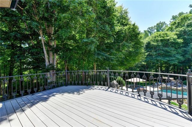 1390 Hillside Drive, Grayson, GA 30017