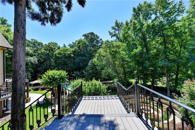 1390 Hillside Drive, Grayson, GA 30017