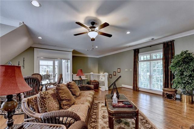 1390 Hillside Drive, Grayson, GA 30017