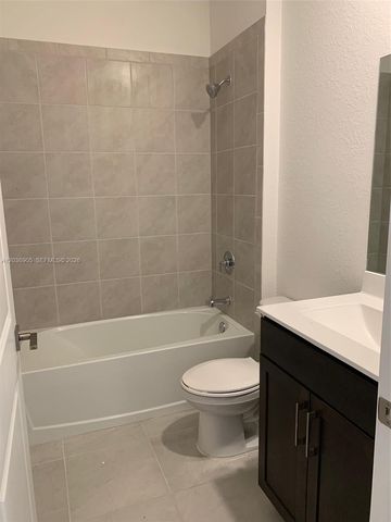 1078 SE 23rd Ter 1078, Homestead, FL 33035