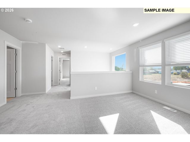 1019 Legacy St, Eugene, OR 97402