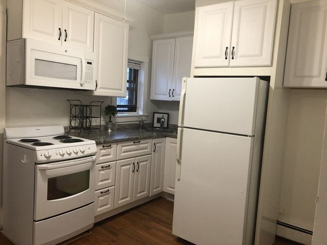 176 W. Sixth St. 2, Boston, MA 02127