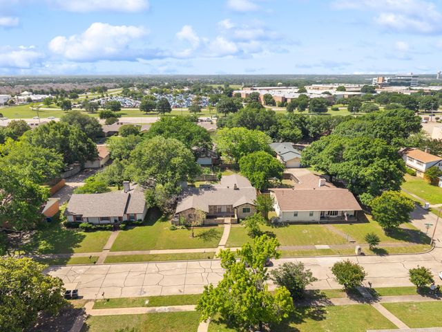 2111 Chippendale Drive, Mckinney, TX 75071