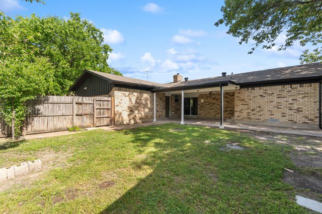 2111 Chippendale Drive, Mckinney, TX 75071