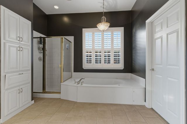 3544 Boxwood Drive, Grapevine, TX 76051