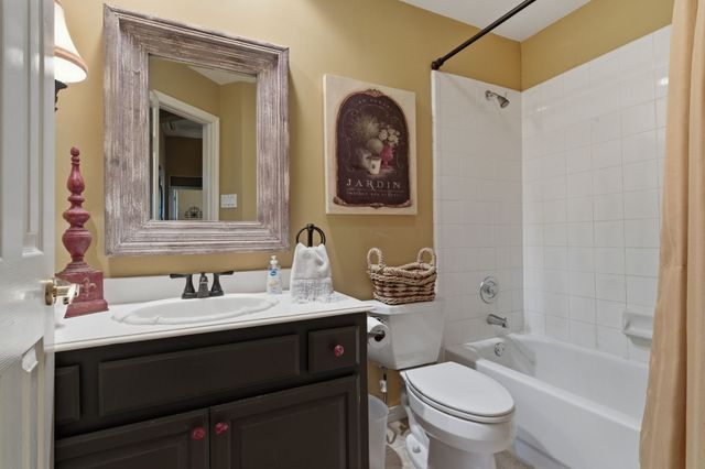 3544 Boxwood Drive, Grapevine, TX 76051