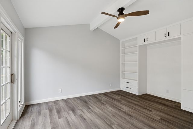 805 Dee Lane, Bedford, TX 76022