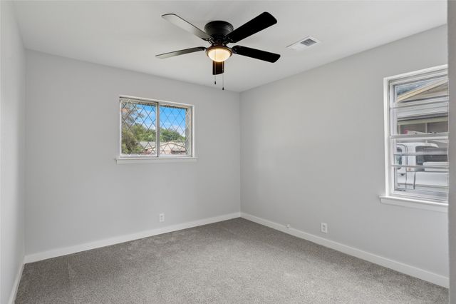 805 Dee Lane, Bedford, TX 76022