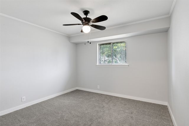 805 Dee Lane, Bedford, TX 76022