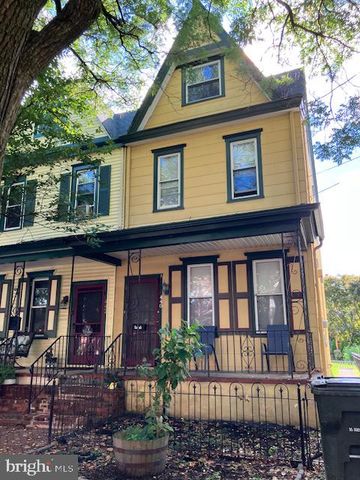 440 LOCUST AVE, Burlington, NJ 08016