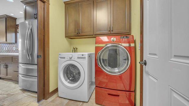 4103 Spring COURT, Sheboygan, WI 53083