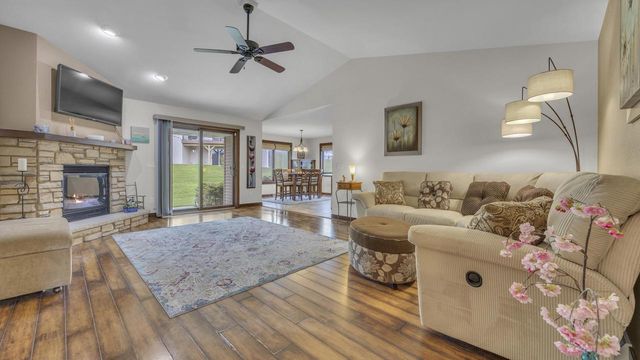 4103 Spring COURT, Sheboygan, WI 53083