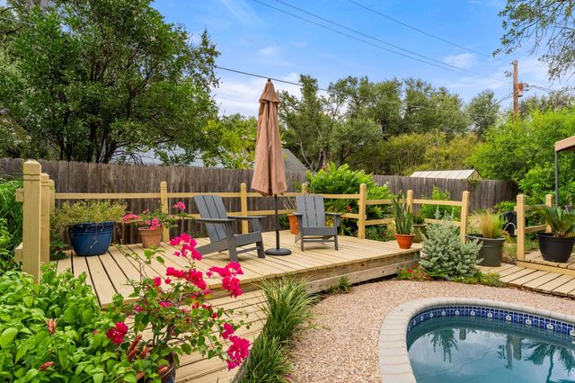 9702 Beauchamp SQ, Austin, TX 78729