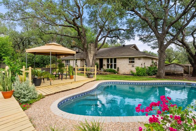 9702 Beauchamp SQ, Austin, TX 78729