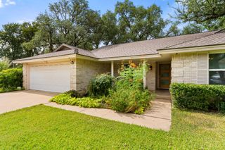 9702 Beauchamp SQ, Austin, TX 78729