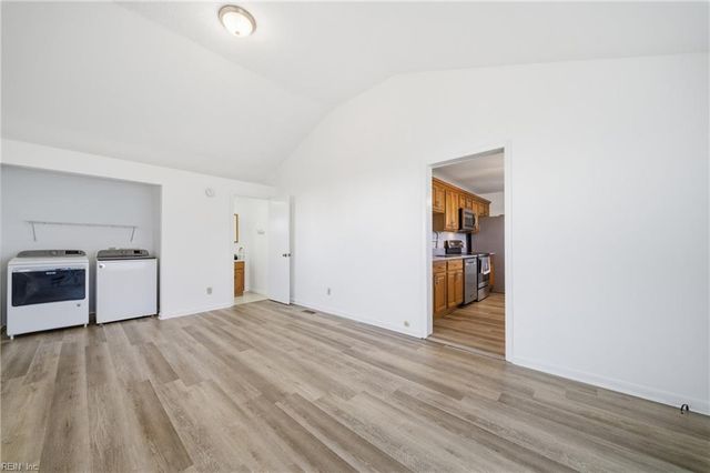 1600 Hedgerow DR, Virginia Beach, VA 23455