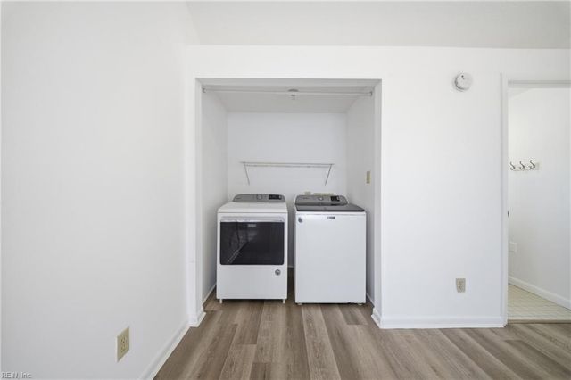 1600 Hedgerow DR, Virginia Beach, VA 23455