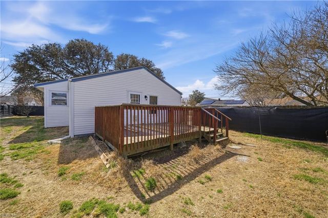 1600 Hedgerow DR, Virginia Beach, VA 23455