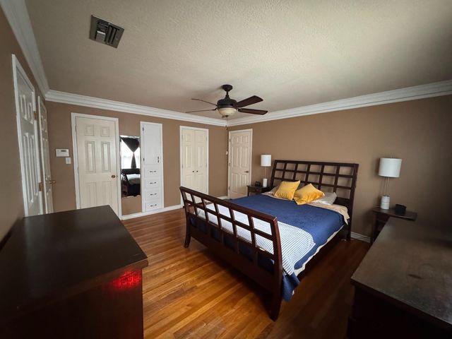 1603 Fawnhope Drive, Houston, TX 77008