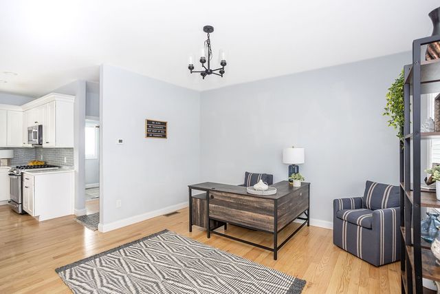 142 Ferreira Avenue, Portsmouth, RI 02871