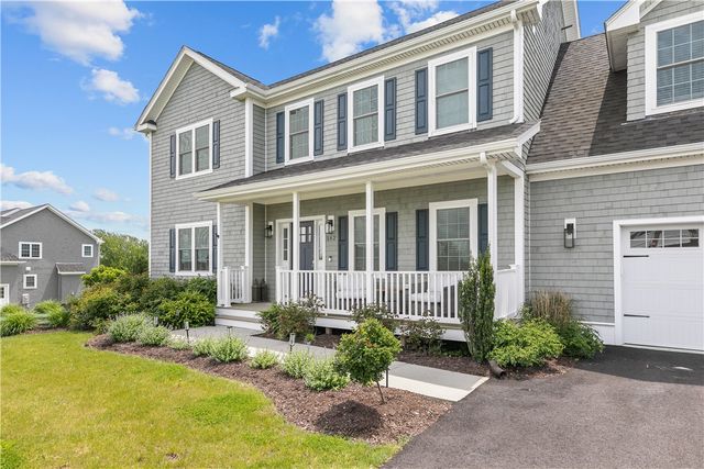 142 Ferreira Avenue, Portsmouth, RI 02871