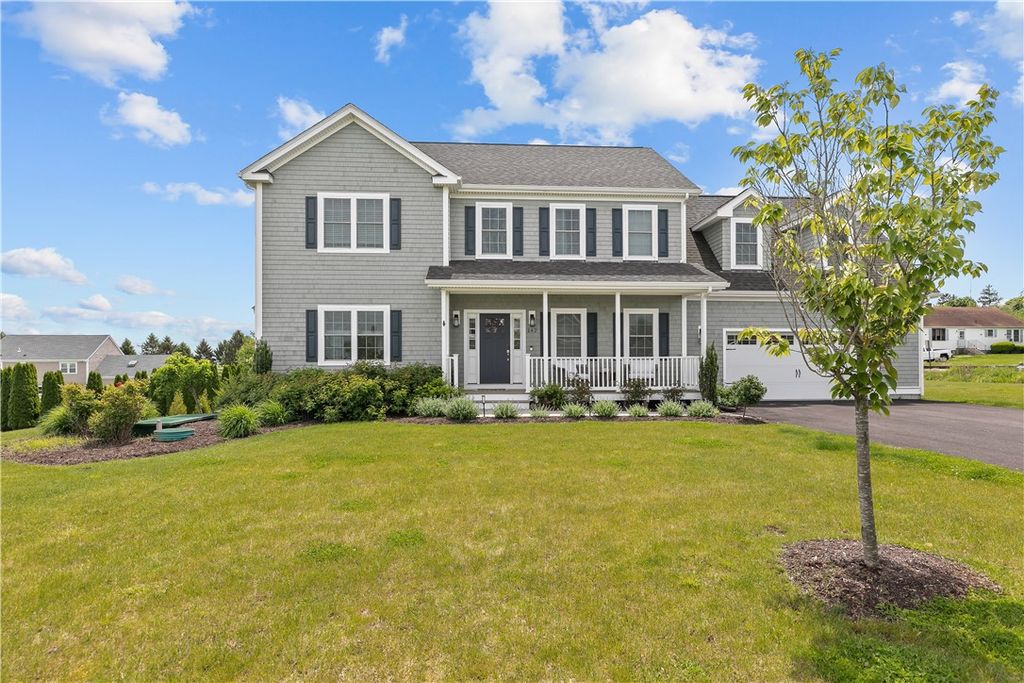 142 Ferreira Avenue, Portsmouth, RI 02871