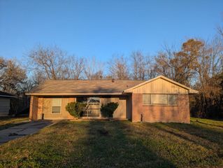 1513 Serpentine Drive, Jacinto City, TX 77029