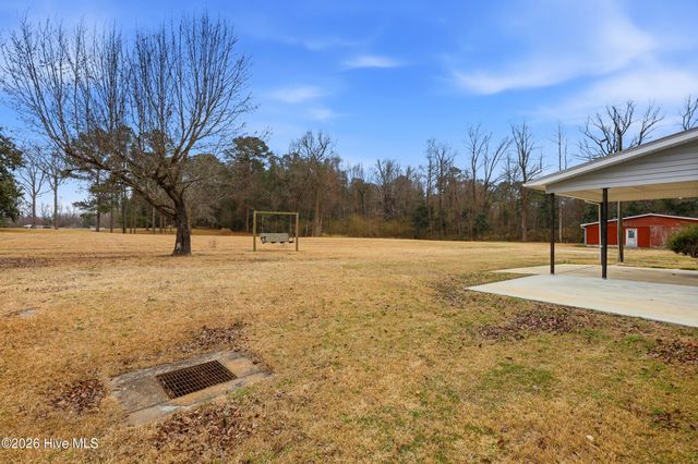 641 Haws Run Road, Jacksonville, NC 28540