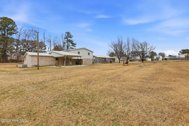 641 Haws Run Road, Jacksonville, NC 28540