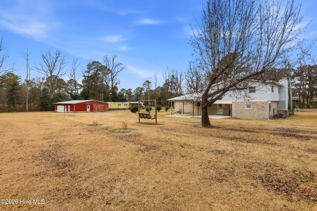 641 Haws Run Road, Jacksonville, NC 28540