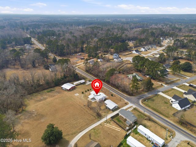 641 Haws Run Road, Jacksonville, NC 28540