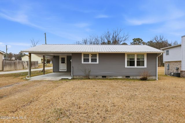 641 Haws Run Road, Jacksonville, NC 28540