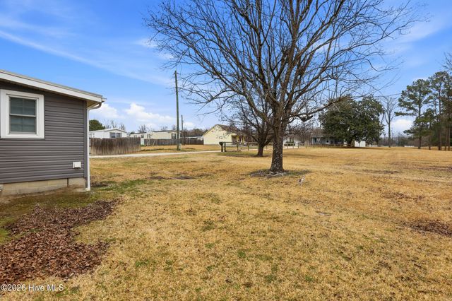 641 Haws Run Road, Jacksonville, NC 28540