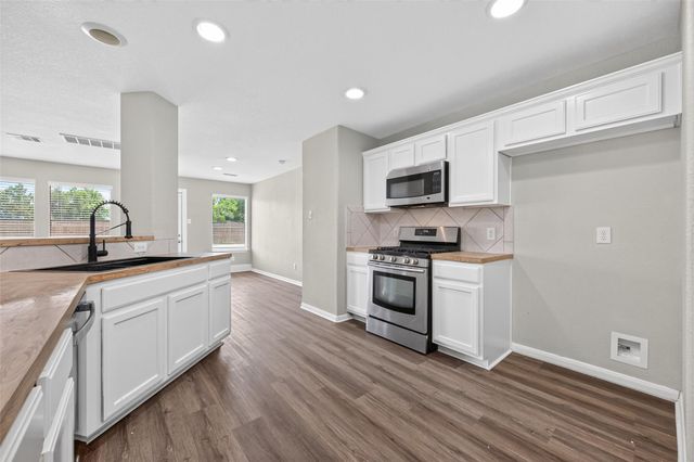 3219 Watercliff Court, Spring, TX 77388
