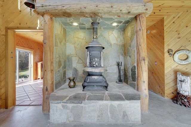 13980 Mountain House Rd, Nevada City, CA 95959