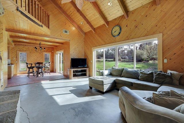 13980 Mountain House Rd, Nevada City, CA 95959