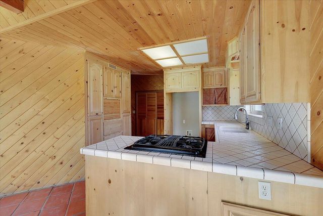 13980 Mountain House Rd, Nevada City, CA 95959