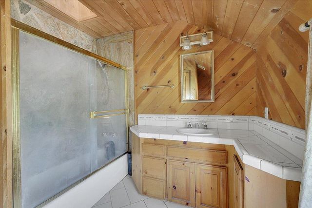 13980 Mountain House Rd, Nevada City, CA 95959