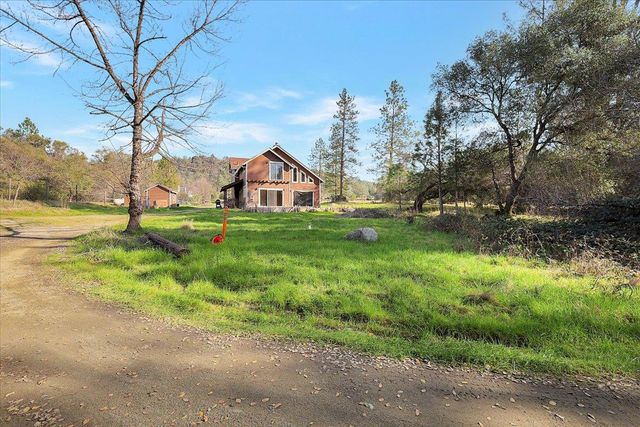 13980 Mountain House Rd, Nevada City, CA 95959